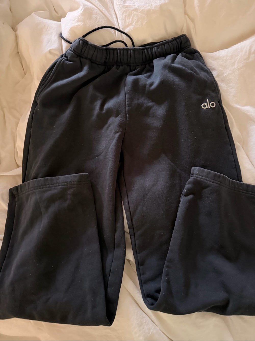 Alo accolade straight leg sweatpants